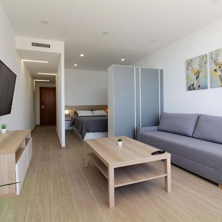푸엔히롤라 Apartamento Las Palmeras 아파트 외부 사진